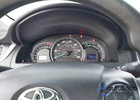 2014 Toyota Camry Le z USA, uszkodzony, nr VIN 4T4BF1FK7ER435735